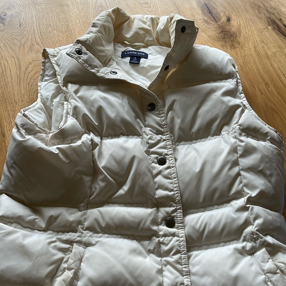 Lands End ivory colored puffy vest